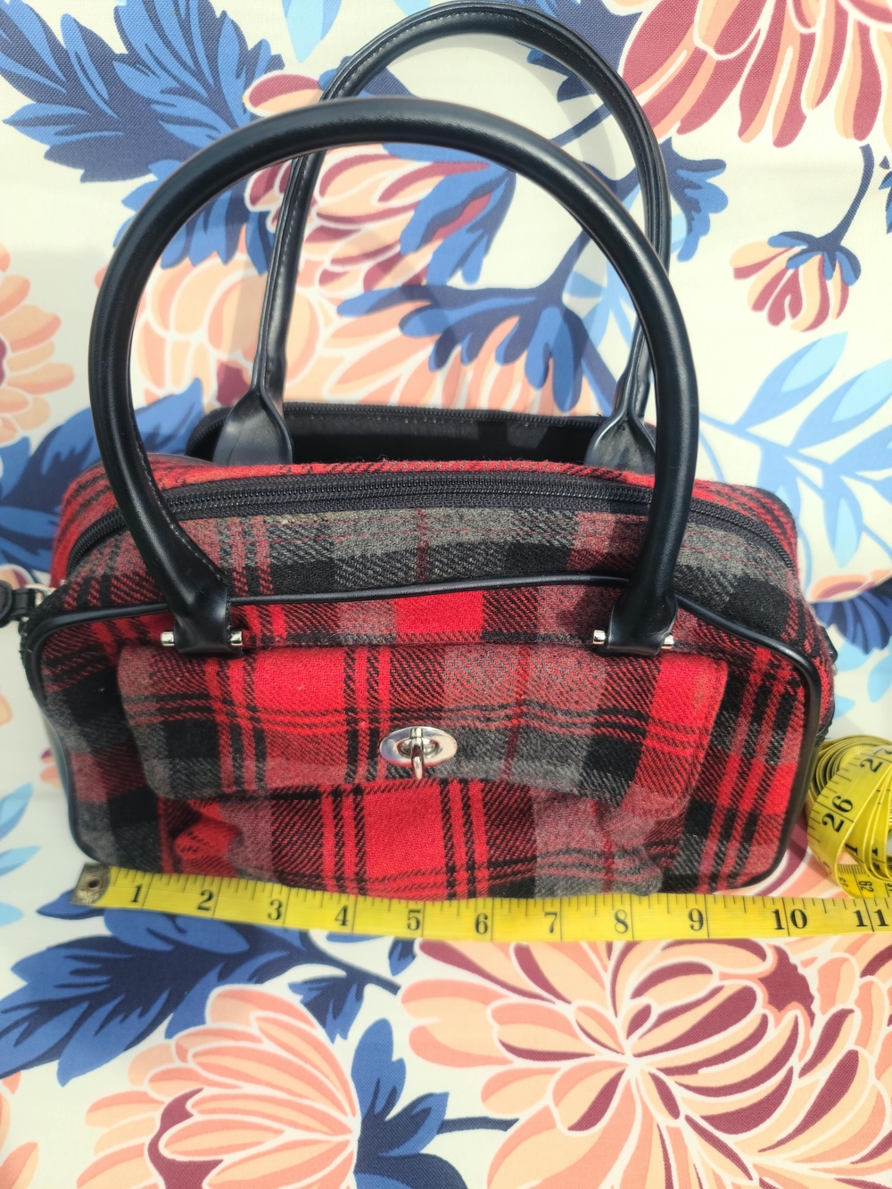 Plaid Red and Black Women's Top-Handle Bag